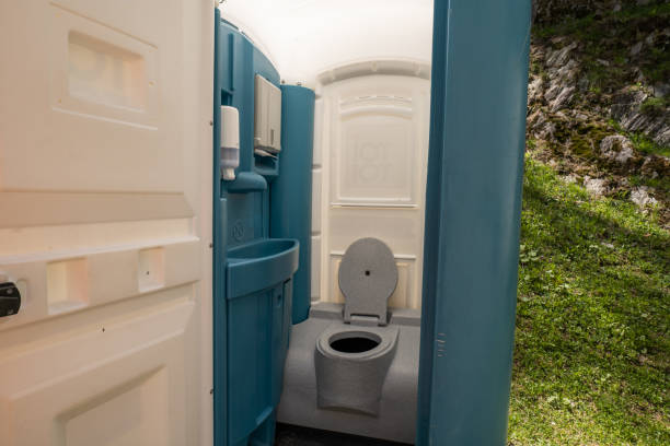 Best Portable restroom trailer rental  in Union, NJ